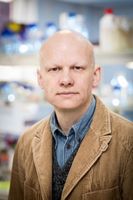 prof. dr hab. Jarosław Marszałek