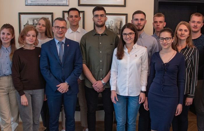  Students from Grondo begin their apprenticeship at the MUG