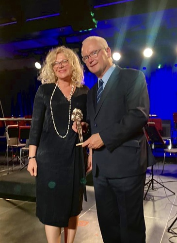 Prof. Edyta Szurowska and Prof. Tomasz Zdrojewski