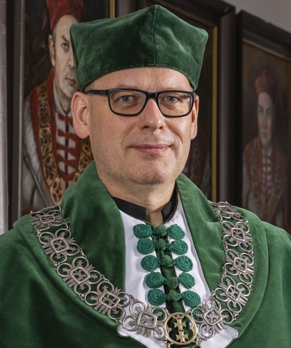 dziekan_prof._Kamysz_2.jpg dziekan_prof._Kamysz_2.jpg