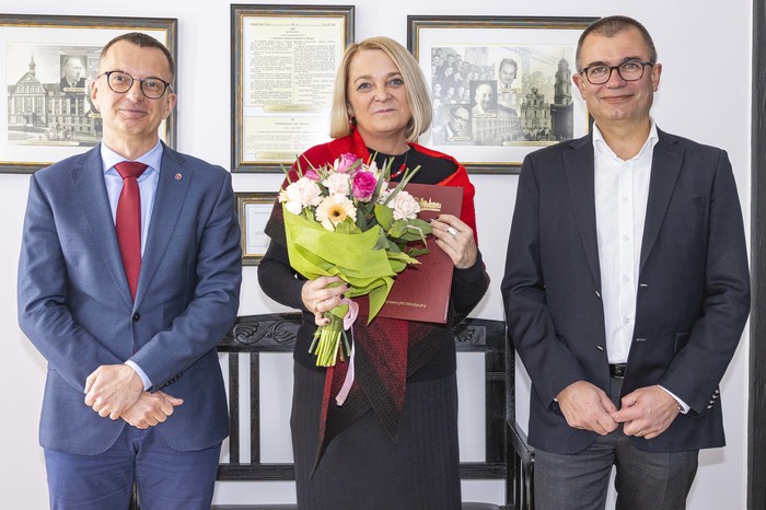 P.Sudara_-_wręczenie_nominacji_prof._Błażek_-_003.jpg