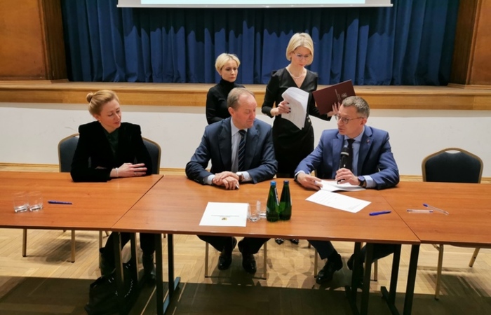 Funding from State Fund for the Rehabilitation of the Disabled to adapt facilities to the needs of people with disabilities